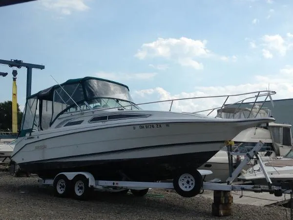 Slide: The Image of Rinker 260 Fiesta Vee 1992 - 0