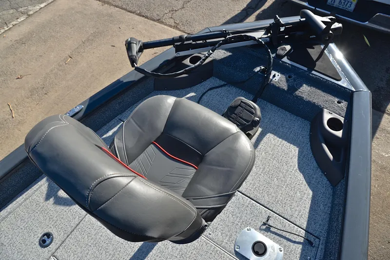 Slide: The Image of 2022 Bass Tracker 175 TF boat interior with seat and trolling motor. - 25