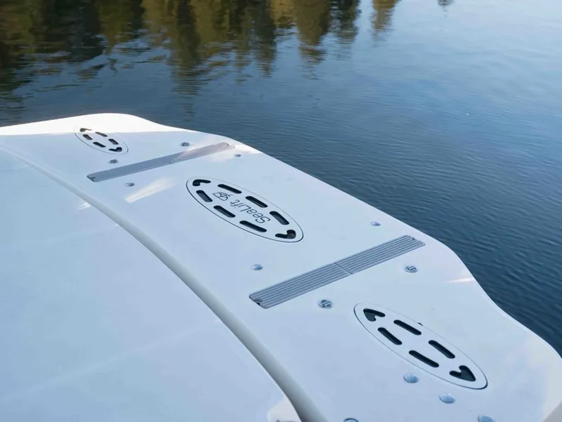 Slide: The Image of Sea Ray 380 Sundancer 2008 - 11