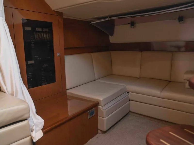 Slide: The Image of Sea Ray 380 Sundancer 2008 - 21