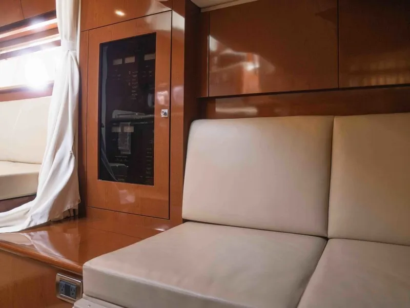 Slide: The Image of Sea Ray 380 Sundancer 2008 - 24