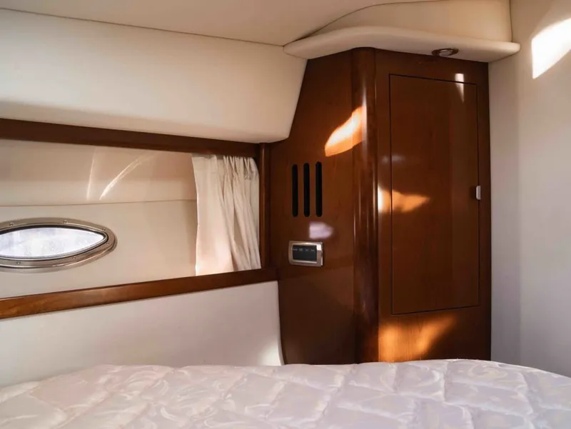 Slide: The Image of Sea Ray 380 Sundancer 2008 - 27