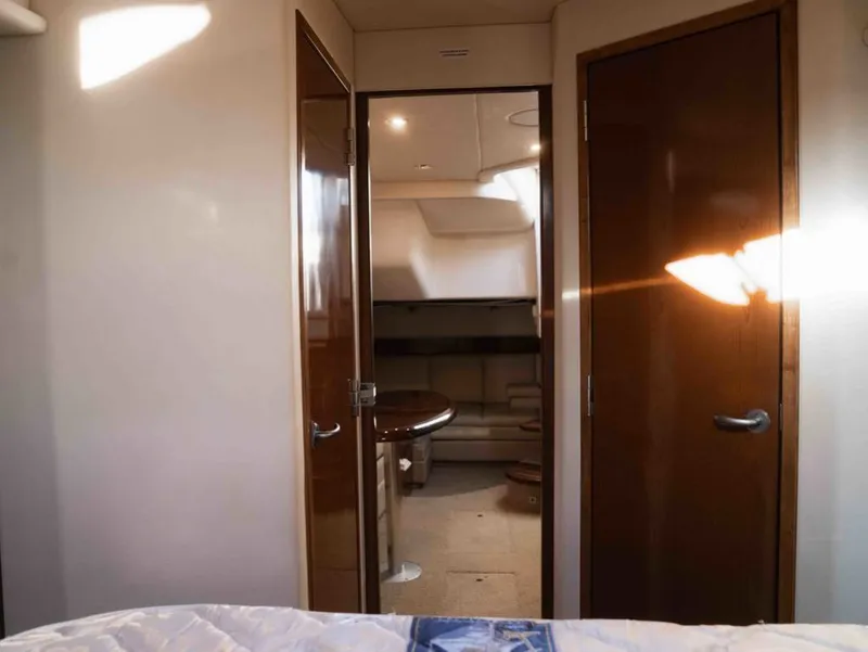 Slide: The Image of Sea Ray 380 Sundancer 2008 - 29