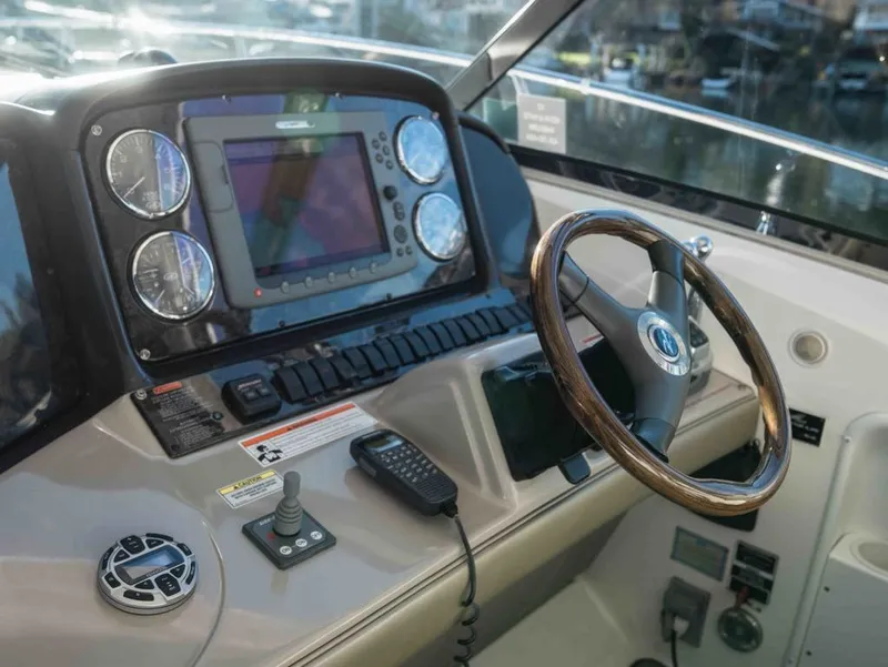 Slide: The Image of Sea Ray 380 Sundancer 2008 - 40