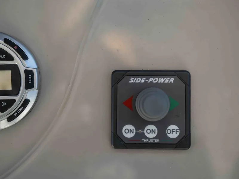 Slide: The Image of Sea Ray 380 Sundancer 2008 - 42