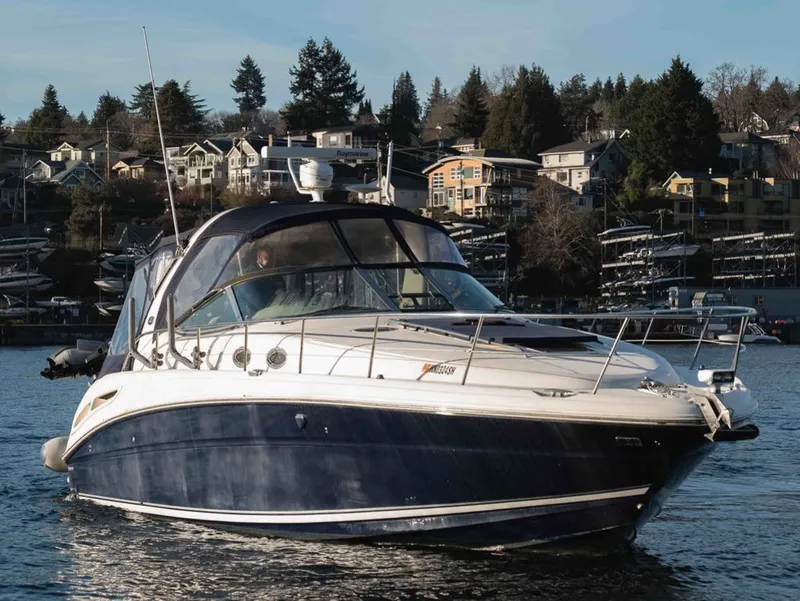 The Image of Sea Ray 360 Sundancer 2004 - 1