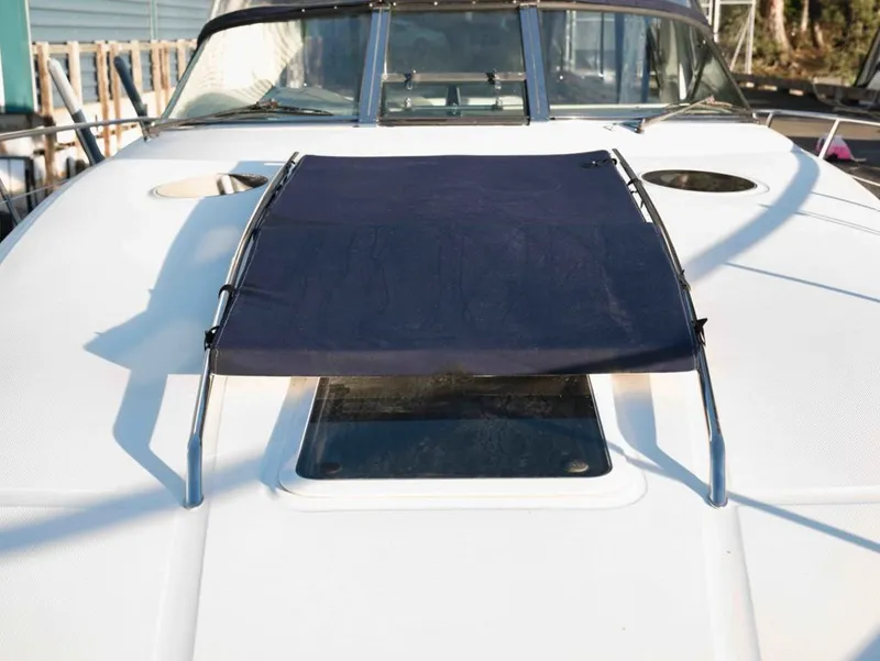 Slide: The Image of Sea Ray 360 Sundancer 2004 - 29