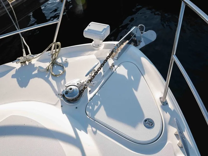 Slide: The Image of Sea Ray 360 Sundancer 2004 - 30