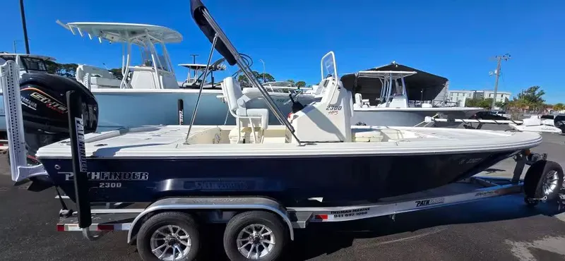 The Image of Pathfinder 2300 HPS 2025 - 1