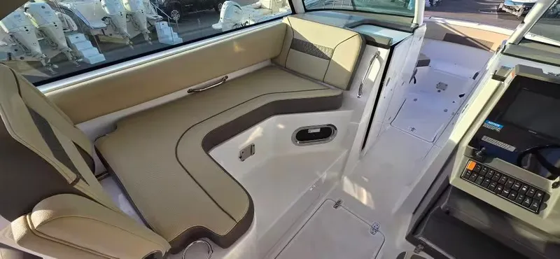 Slide: The Image of Pursuit DC 325 Dual Console 2019 - 13