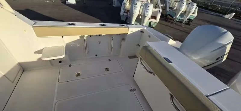 Slide: The Image of Pursuit DC 325 Dual Console 2019 - 6