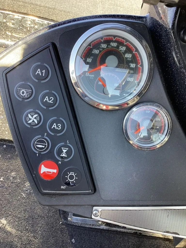 Slide: The Image of Ranger Z521 Comanche 2019 - 15