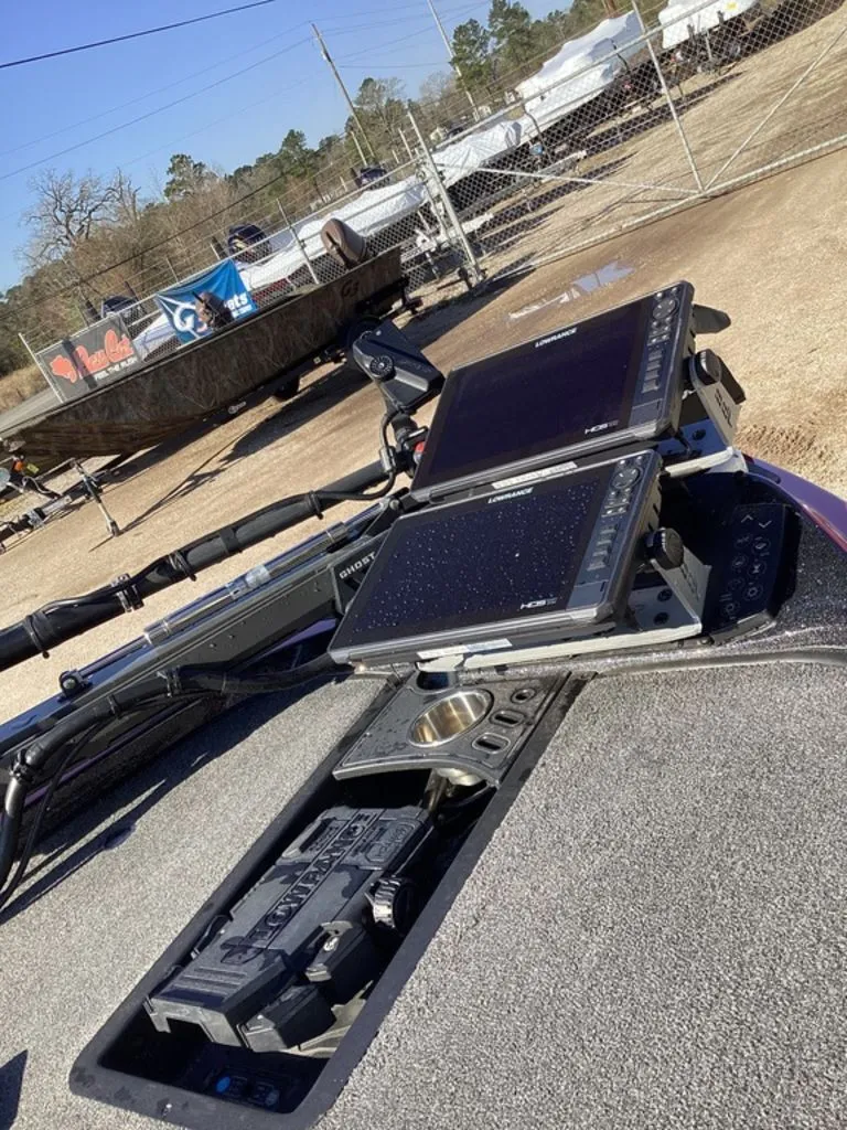 Slide: The Image of Ranger Z521 Comanche 2019 - 9