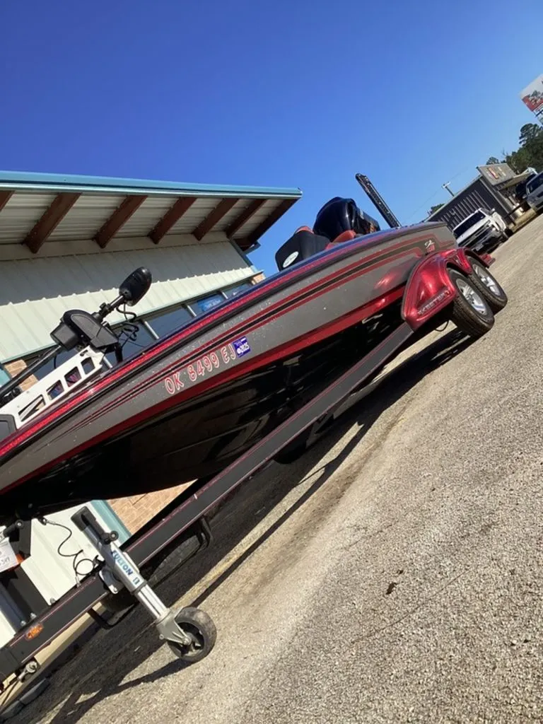 Slide: The Image of Skeeter FX21 2018 - 16