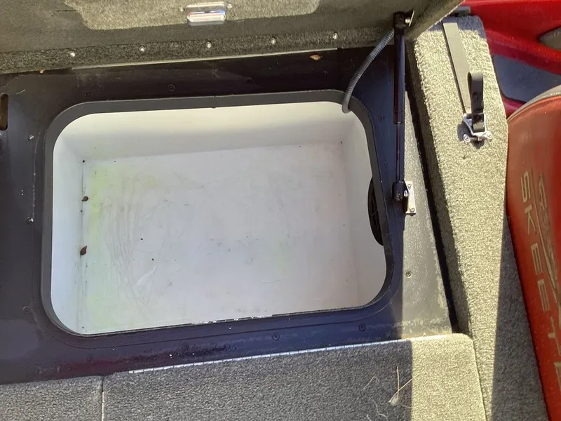 Slide: The Image of Skeeter FX21 2018 - 24