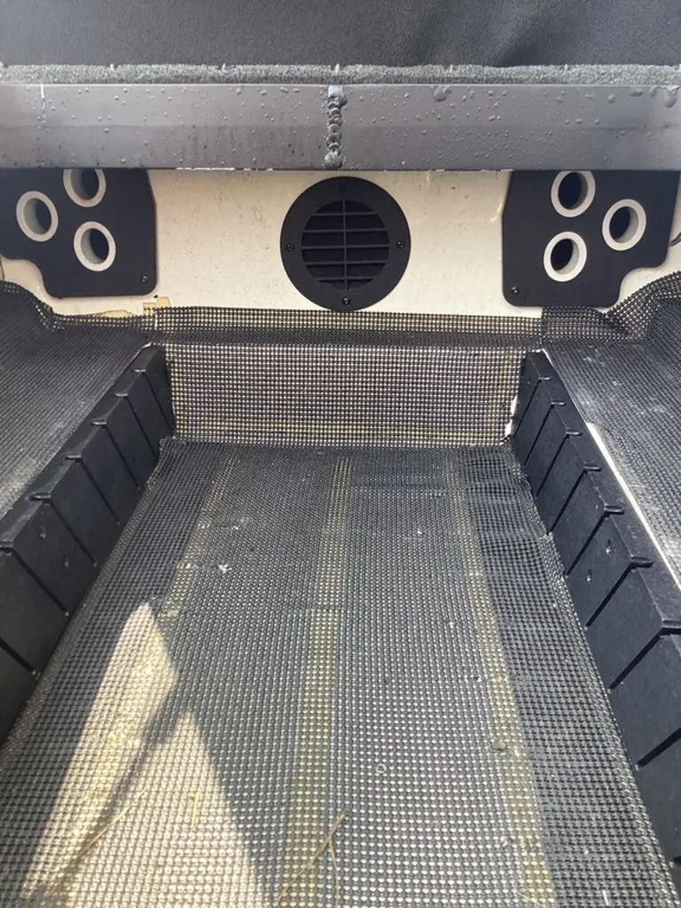 Slide: The Image of Interior of a 2018 Skeeter FX21 boat with speakers. - 49