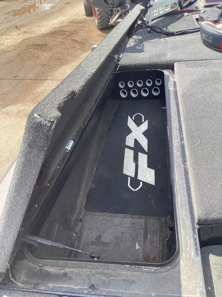 Slide: The Image of Skeeter FX21 2018 - 51
