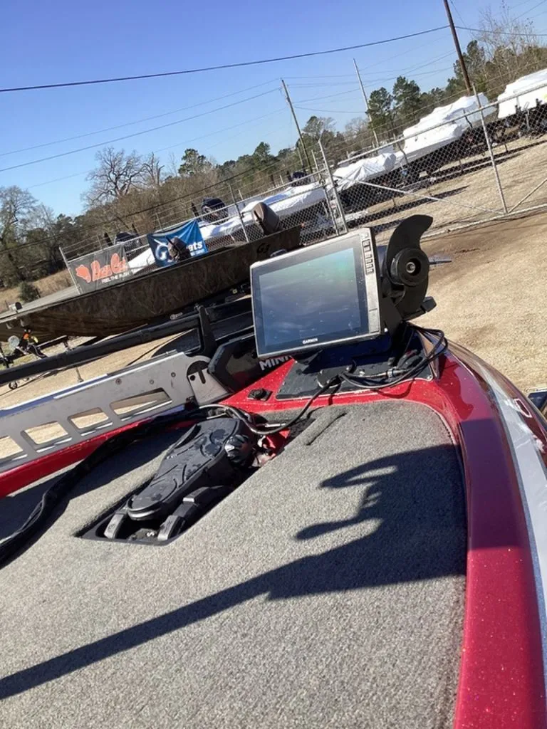 Slide: The Image of Skeeter ZX250 2019 - 12