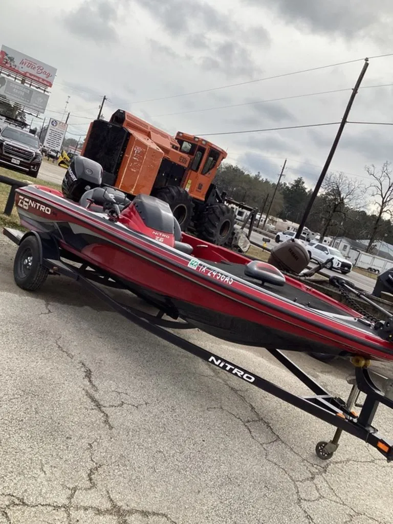 Slide: The Image of Nitro Z-6 2008 - 3