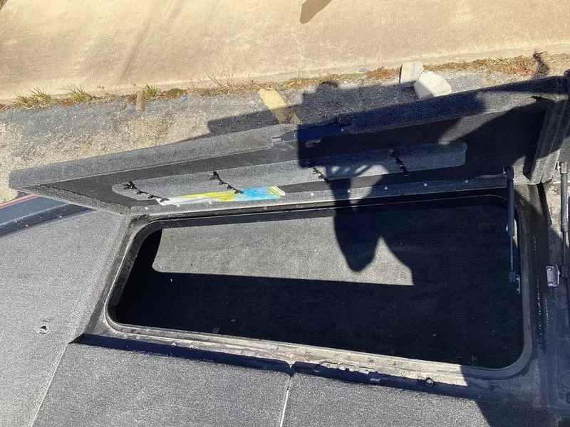 Slide: The Image of Skeeter 20i 2008 - 29