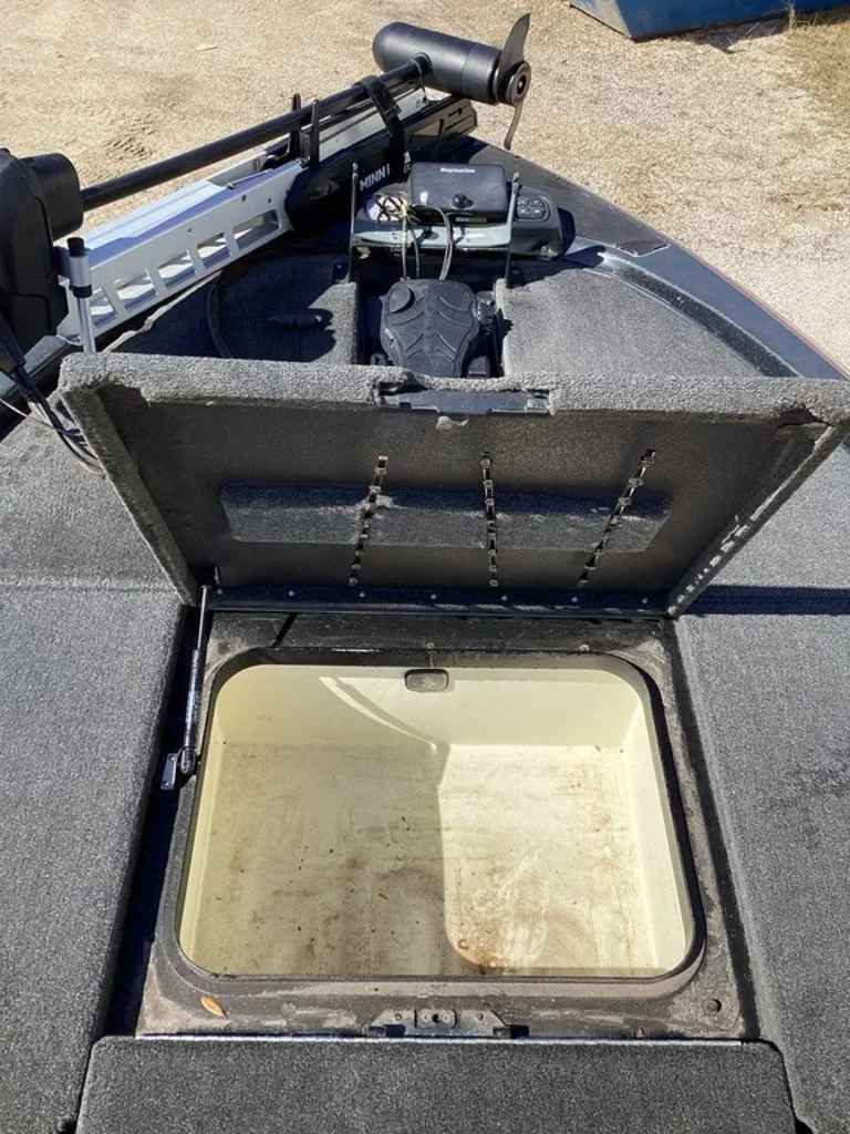 Slide: The Image of Skeeter 20i 2008 - 30