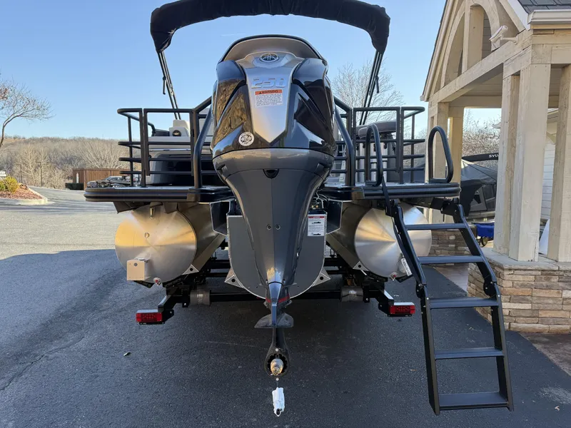 Slide: The Image of Sylvan Mirage X5 Dlz Bar 2026 - 10