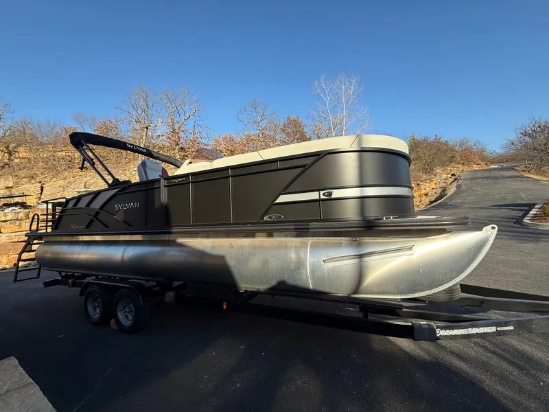 Slide: The Image of Sylvan Mirage X5 Dlz Bar 2026 - 17