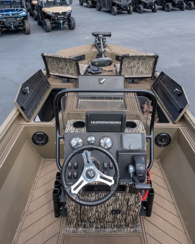 Slide: The Image of Thor Lake Hammer 1900CC 2025 - 13