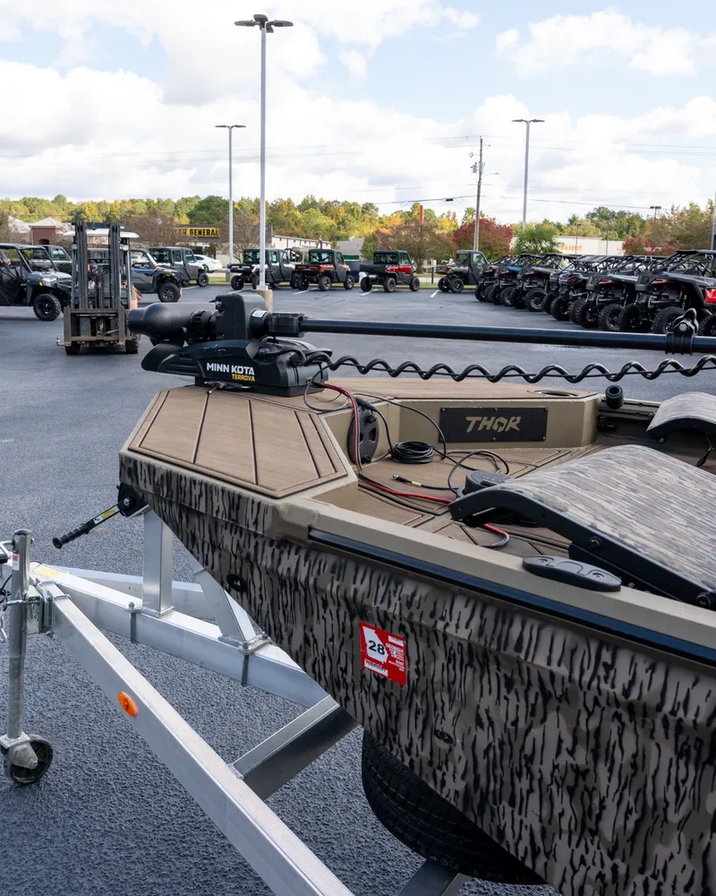 Slide: The Image of Thor Lake Hammer 1900CC 2025 - 24