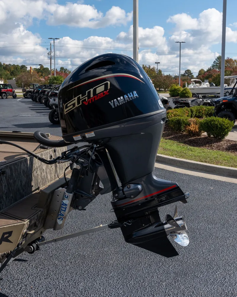 Slide: The Image of Thor Lake Hammer 1900CC 2025 - 7