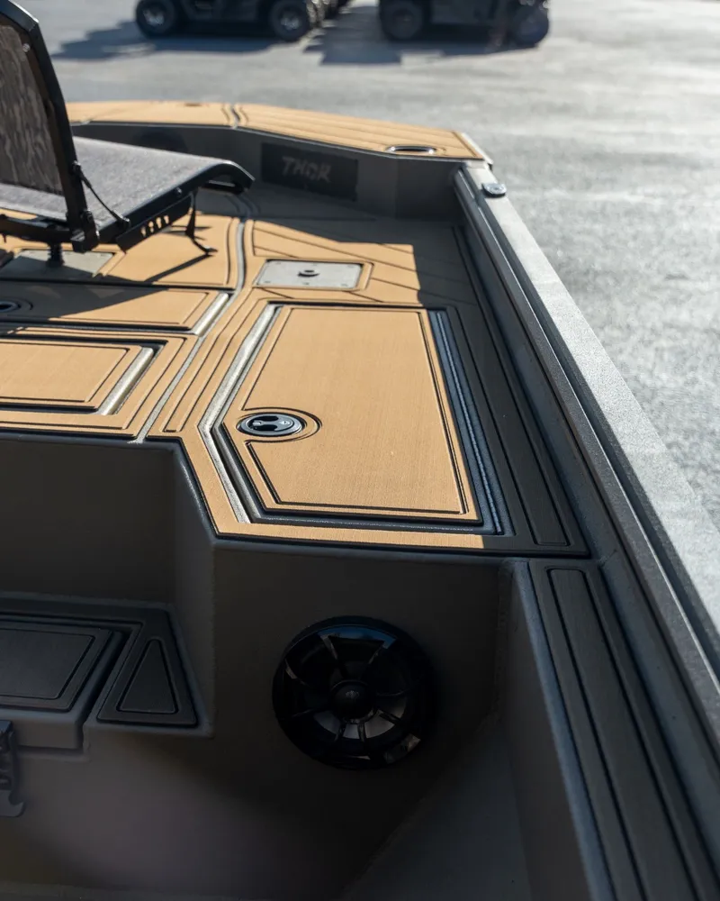 Slide: The Image of Thor LAKE HAMMER 1900 CC 2026 - 15