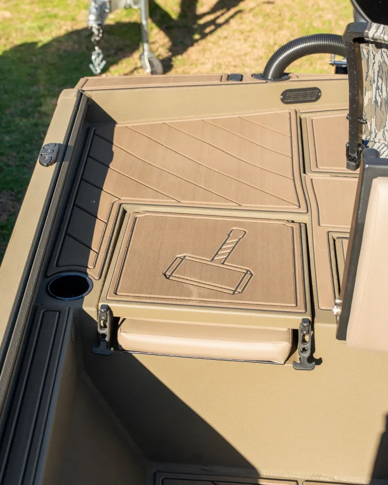 Slide: The Image of Thor LAKE HAMMER 1900 CC 2026 - 26