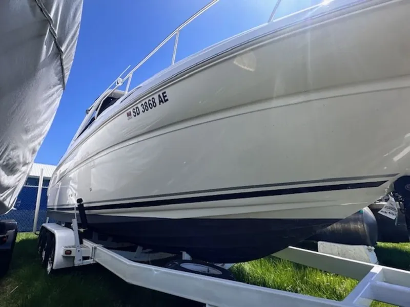 Slide: The Image of Sea Ray 260 DA 2004 - 3