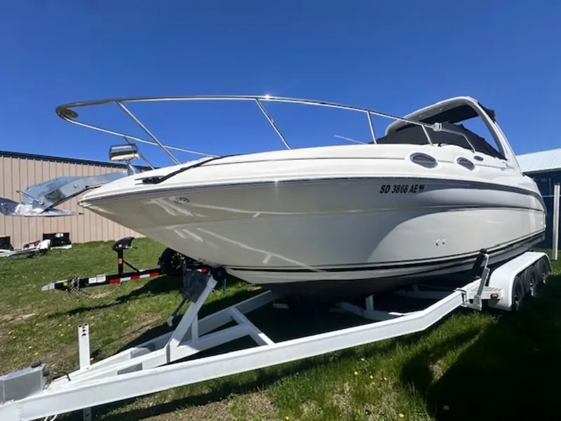 Slide: The Image of Sea Ray 260 DA 2004 - 4