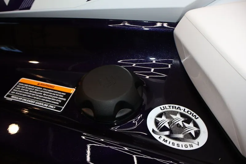 Slide: The Image of Yamaha WaveRunners VX® 2026 with Ultra-Low Emission sticker. - 10