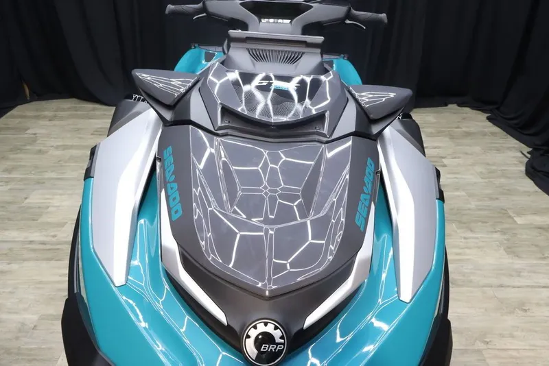 Slide: The Image of Sea-Doo GTX Limited 325 2026 - 13