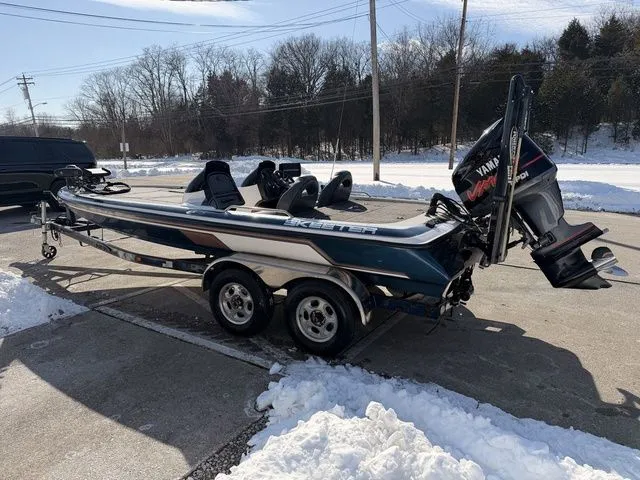 Slide: The Image of Skeeter ZX200 2002 - 15