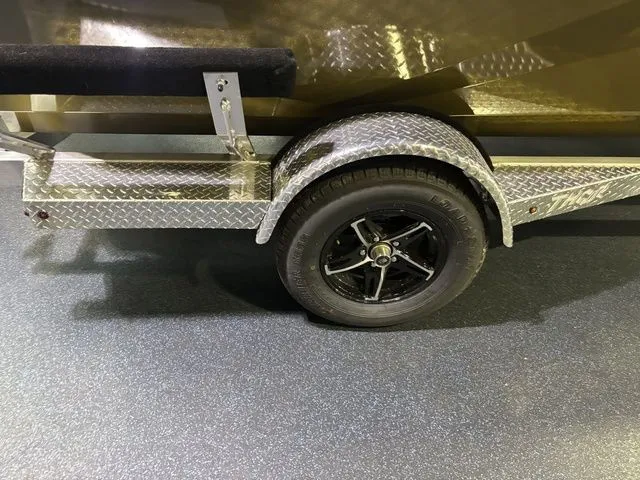 Slide: The Image of Thor 1900 Lake Hammer Center Console Elite 2026 - 40