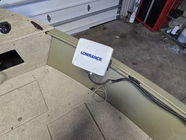 Slide: The Image of Lund Alaskan DC 2000 2011 - 28