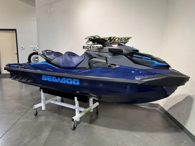 Slide: The Image of Sea-Doo GTX 230 Tech, Audio, iDF, iBR 2026 - 5