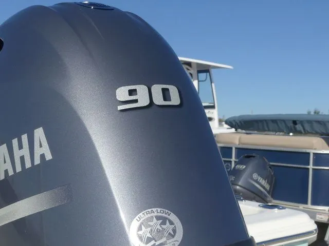 Slide: The Image of Key West 1720 Center Console 2026 - 10