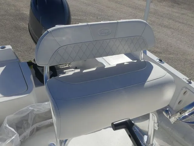 Slide: The Image of Key West 1720 Center Console 2026 - 14