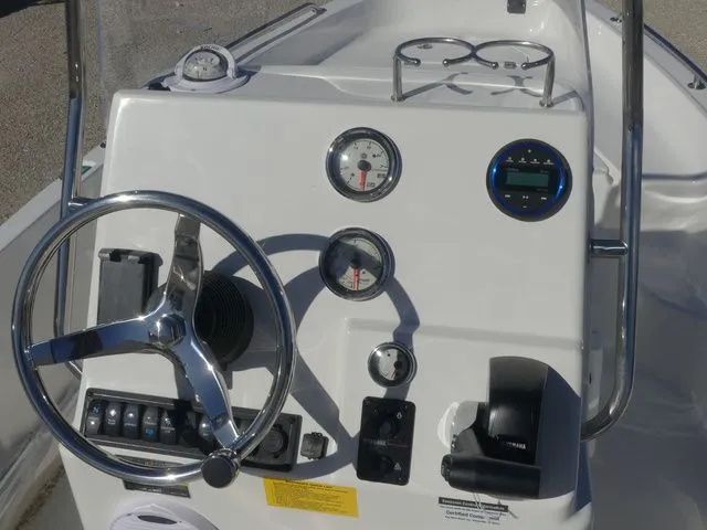 Slide: The Image of Key West 1720 Center Console 2026 - 15