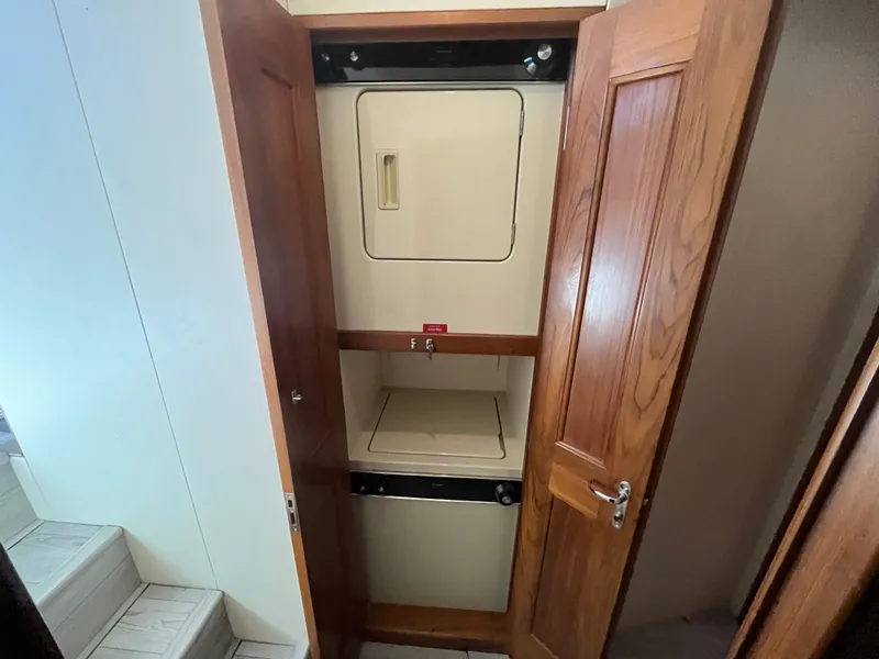 Slide: The Image of Viking 60 Cockpit Sport Yacht 1996 - 14