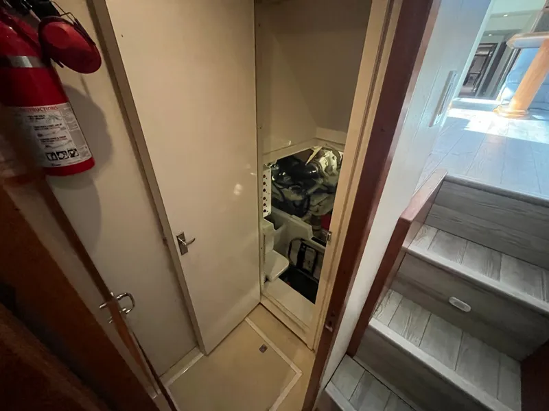 Slide: The Image of Viking 60 Cockpit Sport Yacht 1996 - 18