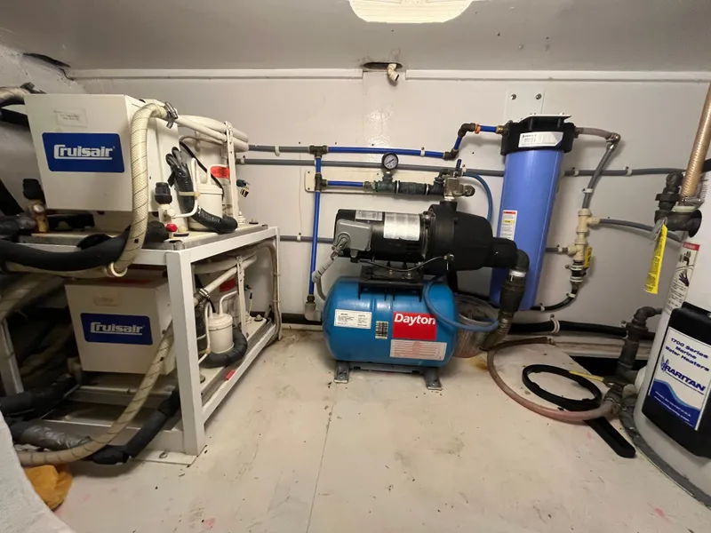 Slide: The Image of Viking 60 Cockpit Sport Yacht 1996 - 25