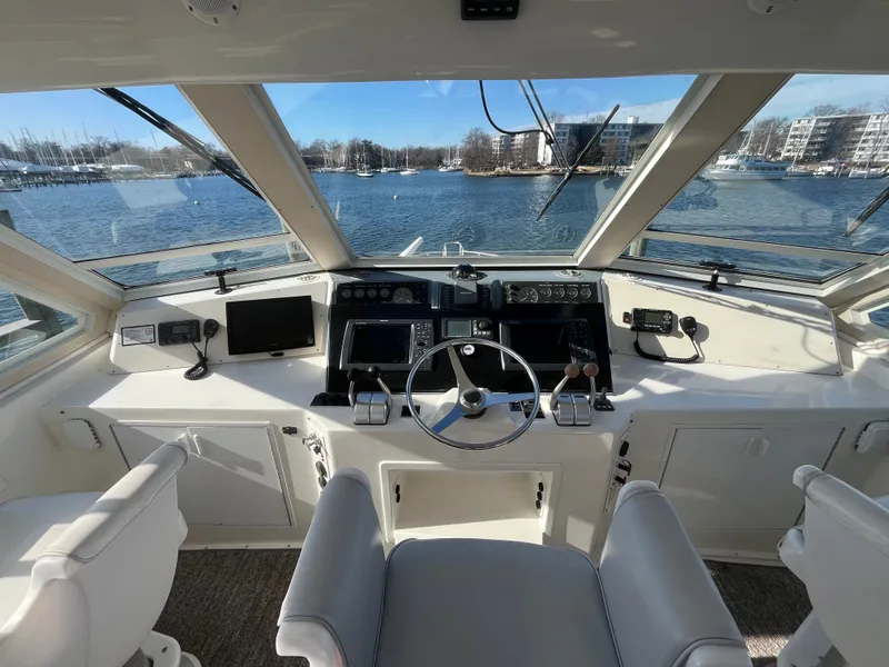 Slide: The Image of Viking 60 Cockpit Sport Yacht 1996 - 33