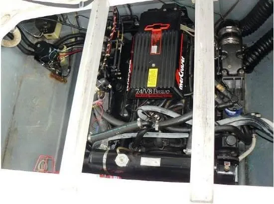 Slide: The Image of Sea Ray 250 Sundancer 1989 - 10