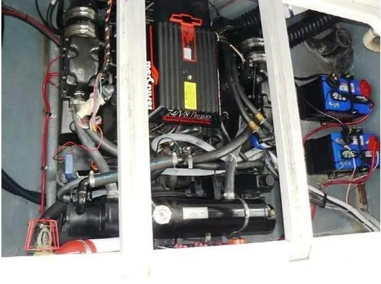 Slide: The Image of Sea Ray 250 Sundancer 1989 - 11