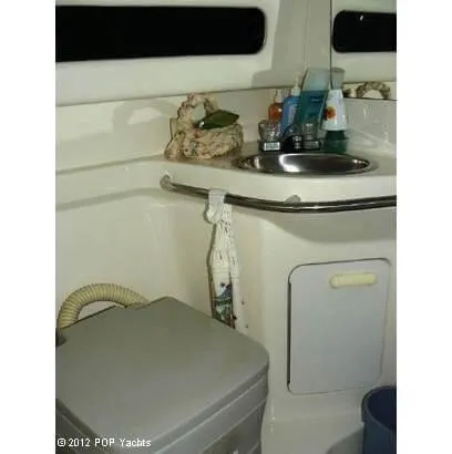 Slide: The Image of Sea Ray 250 Sundancer 1989 - 5